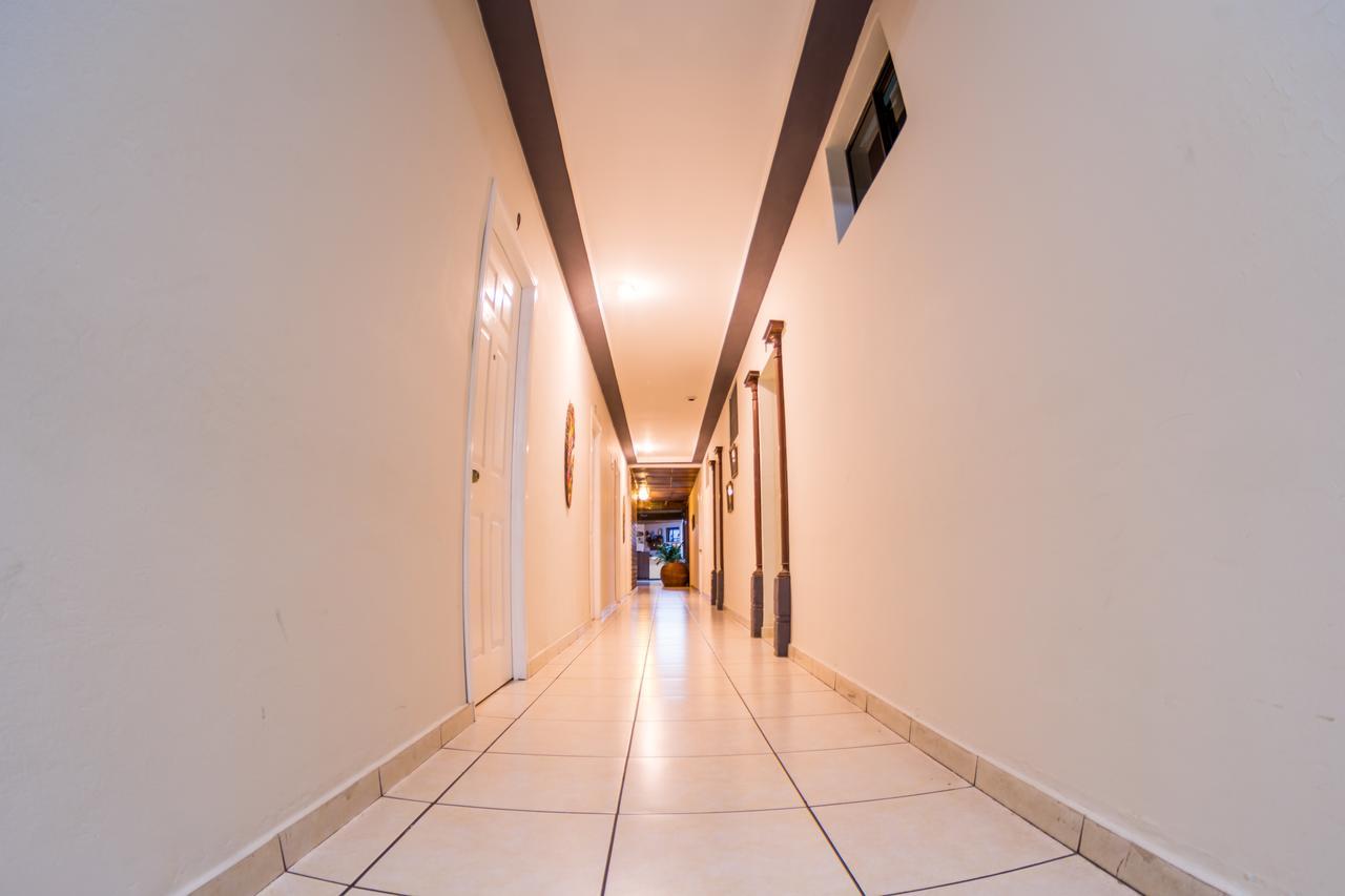 Hotel Meson De Maria Antiguo Cuscatlán Eksteriør billede
