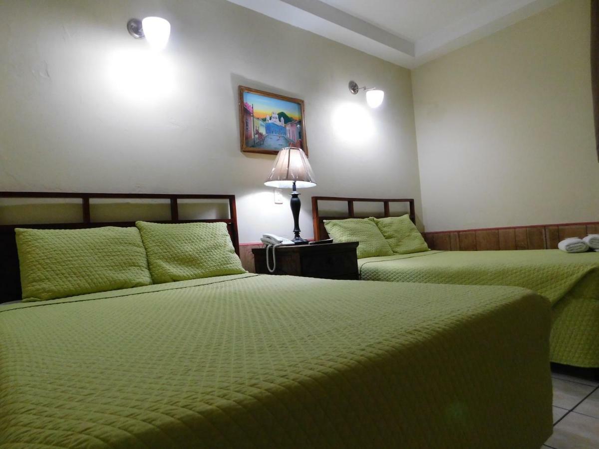 Hotel Meson De Maria Antiguo Cuscatlán Eksteriør billede